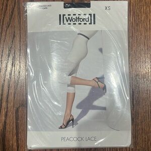 NWT Wolford Peacock Lace Capri XS